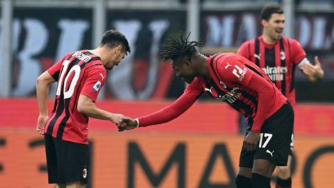 Il Milan sorpassa l’Inter in testa, la Juve pareggia con l’Atalanta e difende zona Champions