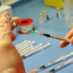 Vaccino anti-Covid aggiornato, riparte la campagna: chi può farlo e quando? Ecco le ultime notizie