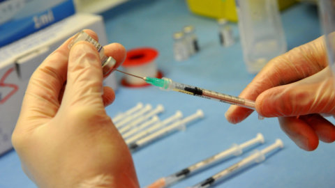 Vaccino Covid under 5: Pfizer chiede l’ok alla Fda negli Usa