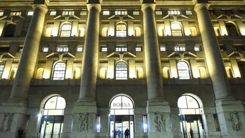 A Piazza Affari continua l’effetto Mattarella: Ftse Mib oltre quota 27 mila e spread in calo