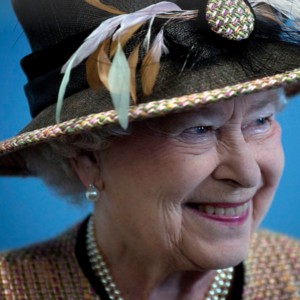 今日の出来事 – エリザベス 70 世: 記録の女王が即位 XNUMX 周年を祝う