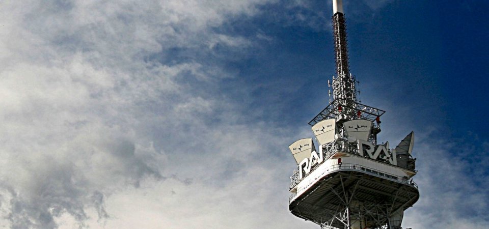 Borsa oggi 1° luglio: l’Europa attende il debutto di Warsh. A Milano corrono Difesa e Stellantis ma scivola Rai Way dopo nozze saltate con Ei Towers – DIRETTA