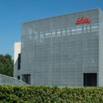 Eli Lilly: il ceo compra un milione in azioni per dare fiducia al titolo. Il Texas indaga su presunte corruzioni