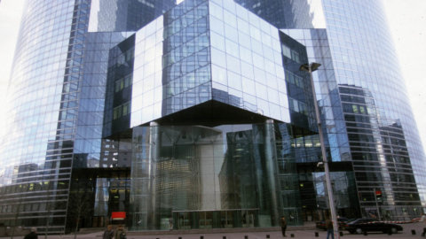 Borsa di Parigi: la regina di Francia è la Société Générale, la banca che da inizio 2025 guadagna il 115%