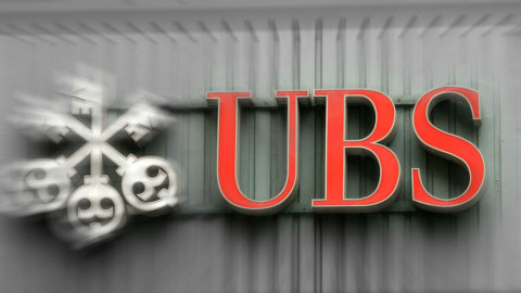 Ubs batte le attese: utile a 1,14 miliardi di dollari nel secondo trimestre. Il titolo festeggia a Zurigo