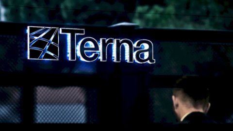 Logo luminoso di Terna