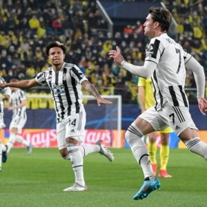 Champions, Villareal-Juve 1-1 con gol lampo di Vlahovic ed errore fatale di Rabiot: occasione persa