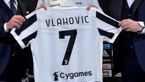 Juve affida a Vlahovic la grande rincorsa: debutto contro il Verona. Per Napoli e Atalanta ghiotte occasioni