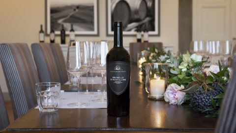 ওয়াইন: Castiglion del Bosco এবং এর Brunello di Montalcino Ferragamos দ্বারা একটি ফ্যামিলি অফিসে 400 মিলিয়নে বিক্রি হয়েছে