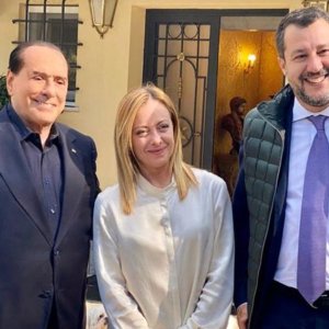 La guerra sul catasto di Salvini, Berlusconi e Meloni