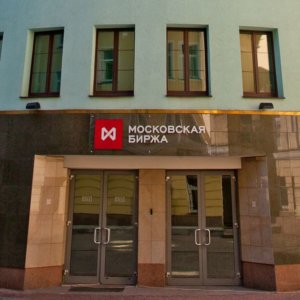 Bursa de Valori din Moscova, care se închide în ascensiune după o pauză de o lună. SUA: „Este o farsă”. Iată ce se întâmplă