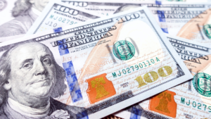 Tassi Fed: banconote di dollari