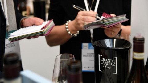 النبيذ: يقدم لانجي ورويرو منتجاتهما الجديدة في تورين في 4 أبريل ويوجهان الضوء إلى الأخلاق والبيئة