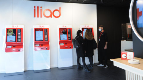 Iliad: multa Antitrust di 1,2 milioni per pubblicità ingannevole sulle offerte 5G