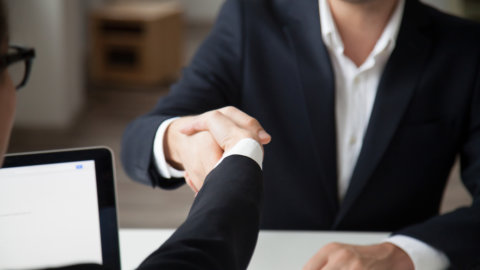 Lavoro, dal cuneo al Reddito di Cittadinanza fino allo smart working: le 10 misure contenute nella manovra 2023