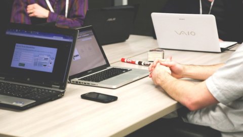 Lavoro e competenze digitali di base essenziali per 3 assunti su 5 secondo Unioncamere