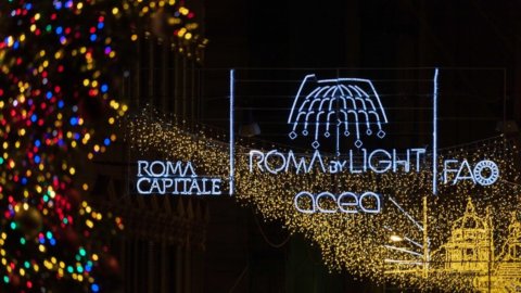 Acea rewards the five best shots of the Christmas lights in Rome