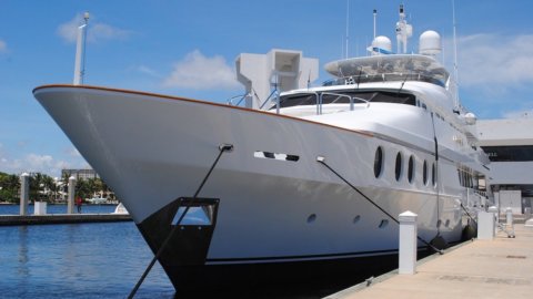 Superyacht de lux, compania Ports of Monaco intră în Portul Sanremo: 20% din companie a achiziționat