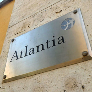 Atlantia: Benetton e Blackstone lanciano l’Opa a 23 euro ad azione. Obiettivo: blindare il controllo e delisting