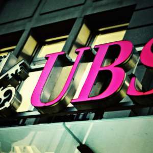 त्रैमासिक बैंक: Ubs सबसे अच्छा (+17%), HSBC का मुनाफा नीचे (-27%) और सेंटेंडर (+0,9%) मार्गदर्शन की पुष्टि करता है