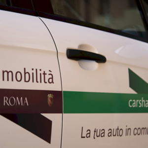 Car sharing, le imprese chiedono di tagliare l’Iva dal 22 al 10%: “Solo così il servizio può arrivare a tutti”