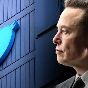 Twitter, Musk rilancia l’offerta d’acquisto da 44 miliardi di dollari e a Wall Street il titolo vola (+22%): cosa c’è dietro