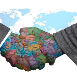 Il commercio promuove la pace e la libertà? Per Krugman può essere un’arma a doppio taglio