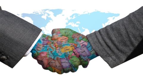Il commercio promuove la pace e la libertà? Per Krugman può essere un’arma a doppio taglio