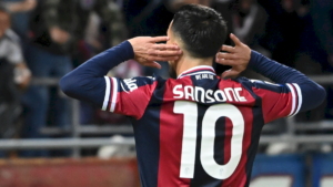 Bologna-Inter 2-1, Sansone esulta