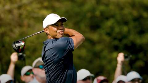 Golf, Tiger Woods torna al Masters contro ogni pronostico: vuole risorgere all’Augusta