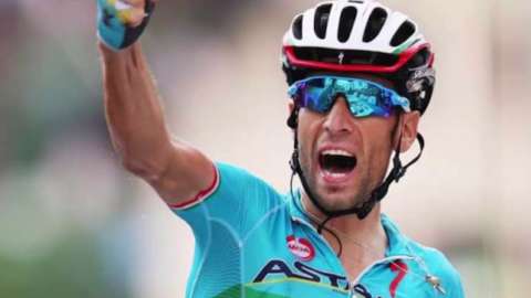 Giro d'Italia 2022 recomeça da Sicília: torcer por Nibali é obrigatório. Poucos campeões, mas a magia está sempre presente