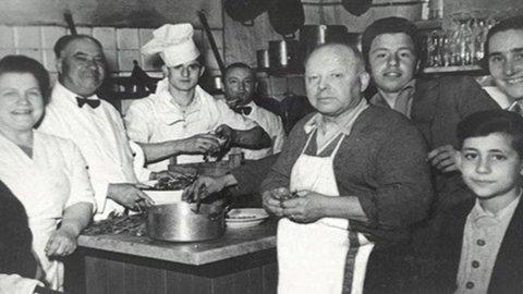 Cacciani, das dem klassischen Romanismus gewidmete historische Restaurant in Frascati, wird hundert Jahre alt