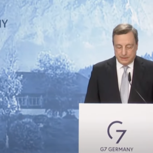 G7'de Draghi: “Ukrayna konusunda büyük uyum ve birlik. Putin'i müzakere masasına getirmek için ileri yaptırımlar”