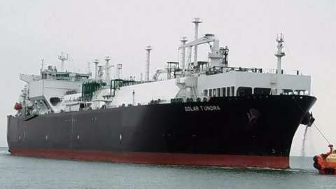 Liquefied natural gas: Snam buys a storage and regasification vessel for 330 million euro