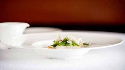 Треска, история, происхождение и рецепт Луиджи Саломоне: скудость скромной еды превращается в элегантность