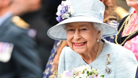 La reine Elizabeth II est morte. Charles est maintenant roi. Une époque se termine, le Royaume-Uni pleure le souverain