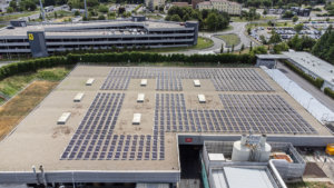 Sezione dell’impianto fotovoltaico di Enel X presso la sede Ferrari di Maranello