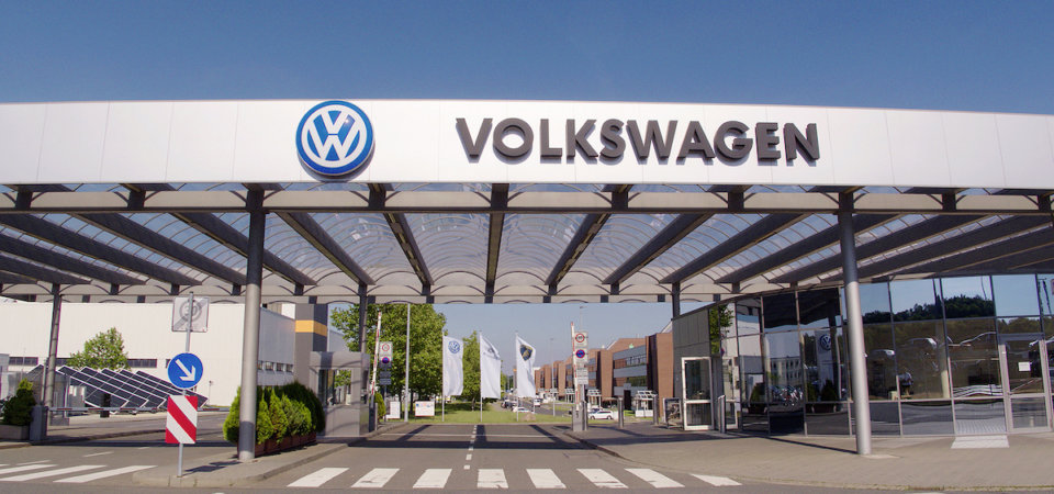 Volkswagen shock: verso il taglio di 100mila posti di lavoro e la chiusura di 4 stabilimenti