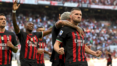 Champions: il Milan vola agli ottavi con un poker, la Juve perde con il Psg ma va in Europa League