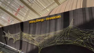 Parte dell'opera d’arte “Driving Energy” esposta a Expo 2020 Dubai