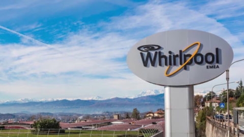 Whirlpool vende: gara a due per la filiale Emea, Cina e Turchia in pole position. Lo spezzatino non ci sarà
