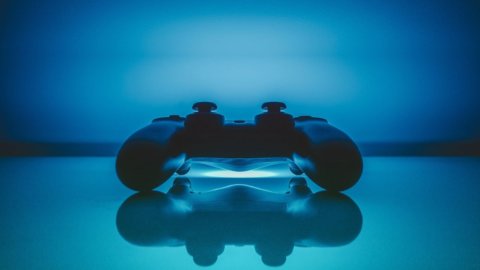 Sony accusata di abuso di posizione dominante sul PlayStation Store: class action da 5 miliardi di sterline in Uk