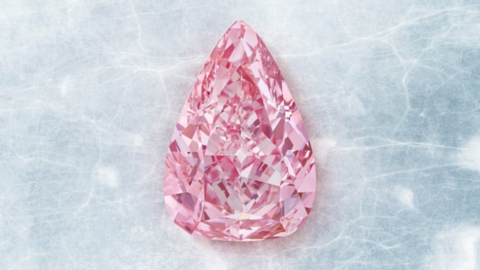 Christie's: at auction a splendid pink diamond as a "lucky charm"