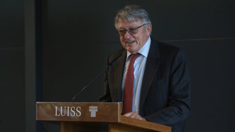 "Italy: picking up the thread of growth": conference at the Luiss in honor of Stefano Micossi