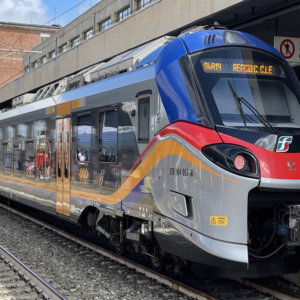 Francia bloquea vuelos cortos: ¡tome el tren! La UE da un ok parcial. ¿Es Italia?