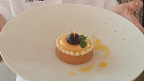 “Aiutami tu”:  Giusy Persico prima donna a vincere il pastry contest “San Gennà…un Dolce per San Gennaro”