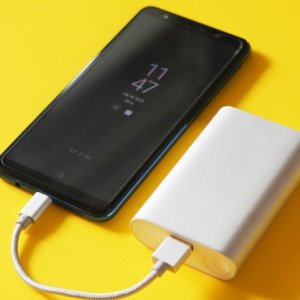 Chargeur unique : OK du Parlement européen pour tous les appareils, y compris Apple. Ce qui change à partir de 2024