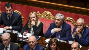 Governo Meloni al Senato per il voto di fiducia