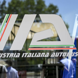 电动和天然气巴士：多家银行为 Industria Italiana Autobus 提供 50 万欧元的资金