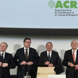 Giorgetti alla Giornata del Risparmio promette continuità. Visco avverte la Bce: “Gradualità nel rialzo dei tassi”